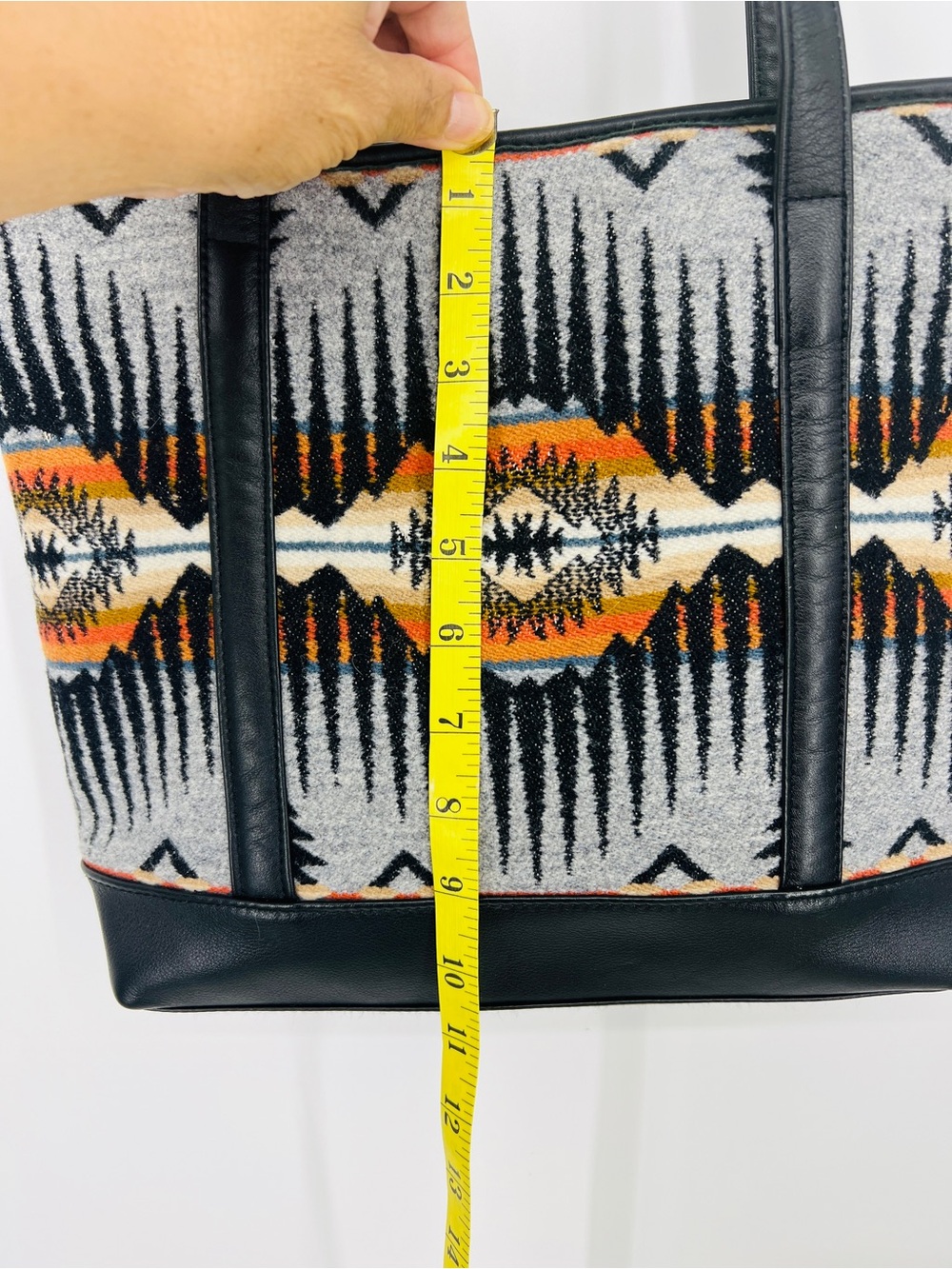 Pendleton Wool Blanket Bag Southwest Tote Black Leather Rare Multi Pocket Nwot - Picture 8 of 16
